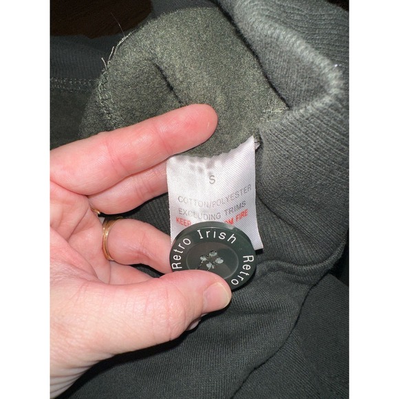 St. Patrick's Day Heavyweight Long Sleeve Green Irish Sweatshirt Size S - Picture 7 of 7